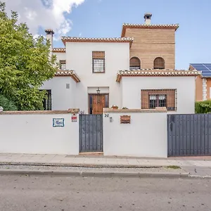 María Con Exterior Privado Belicena