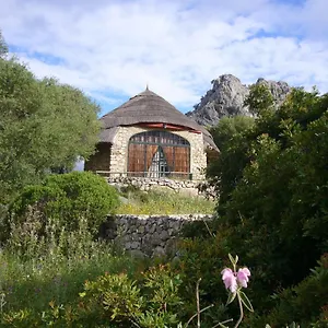Chozos Resort